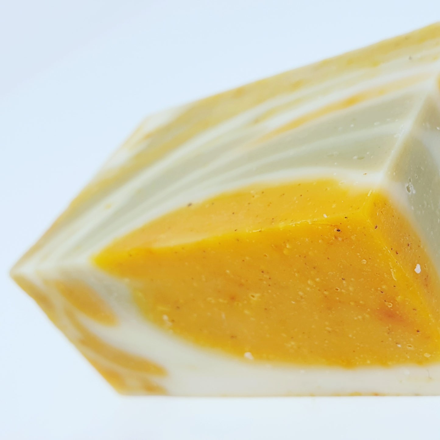 CALL IT SUMMER #46 Süßorangen-Pfefferminz-Seife mit Kakaobutter und Mandelöl, beduftet, 140 g