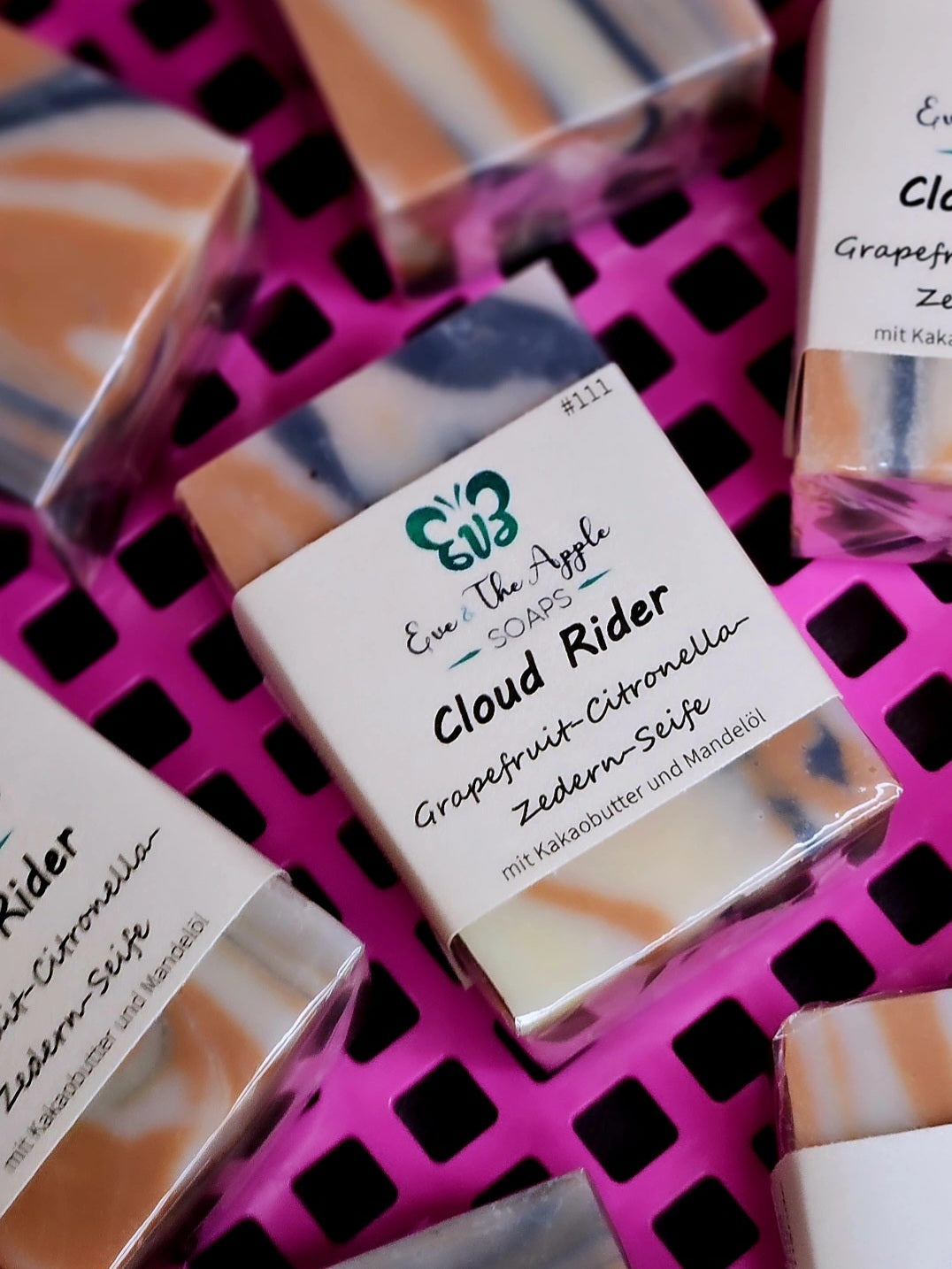CLOUD RIDER #111 Grapefruit-Citronella-Zedern-Seife ART SOAP mit Kakaobutter und Mandelöl, beduftet, 140 g