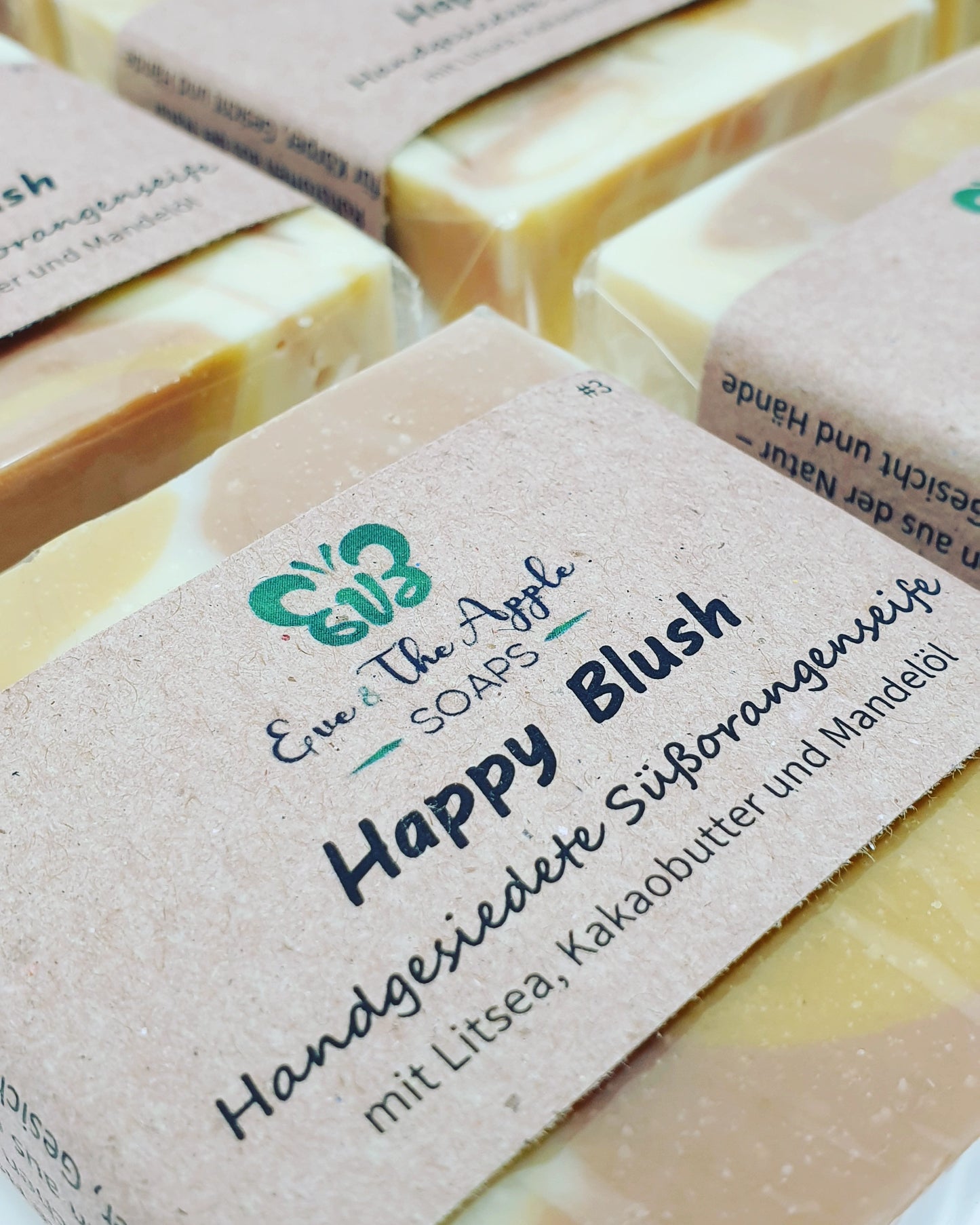 HAPPY BLUSH #3 Süßorangen-Litsea-Seife mit Kakaobutter und Mandelöl, beduftet, 130 g